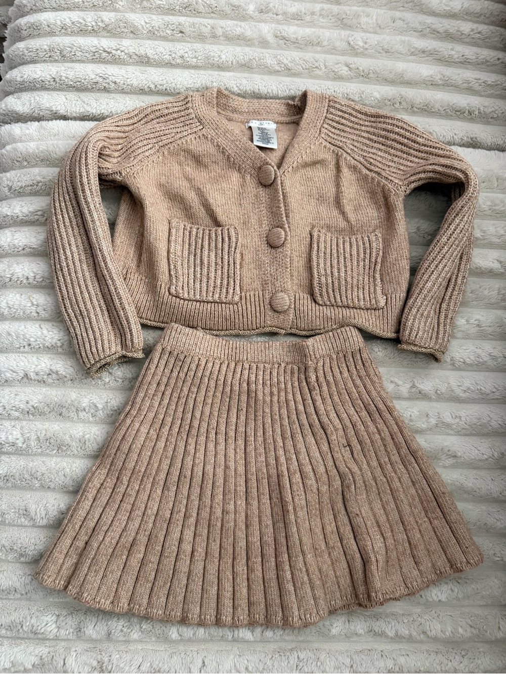 Max Studio Beige Ribbed Knit Cardigan & Pleated Skirt Set